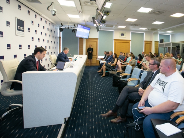Состоялась пресс-конференция генерального директора ООО «Газпром межрегионгаз» К.Г. Селезнева