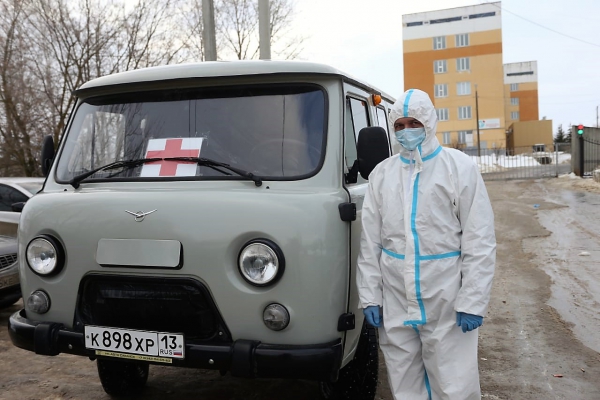 Работник «Газпром газораспределение Саранск» временно трудится водителем автомобиля «Скорой помощи»
